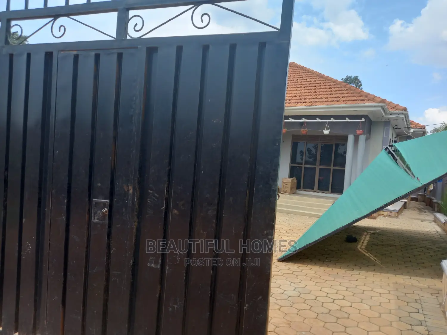 Furnished 4bdrm Bungalow in Nakwero, Kira for Sale