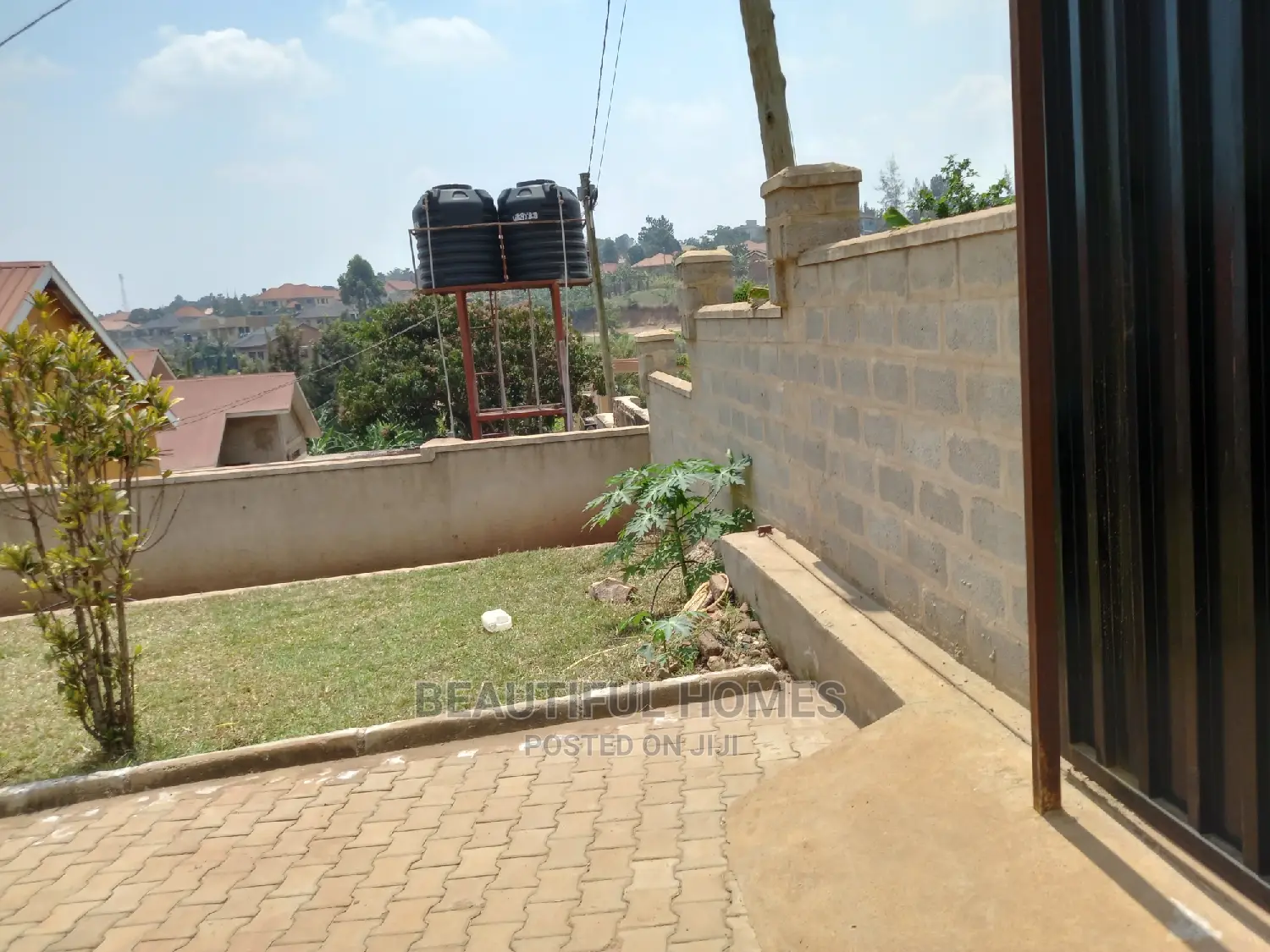 Furnished 3bdrm Bungalow in Kira Corporate for Sale