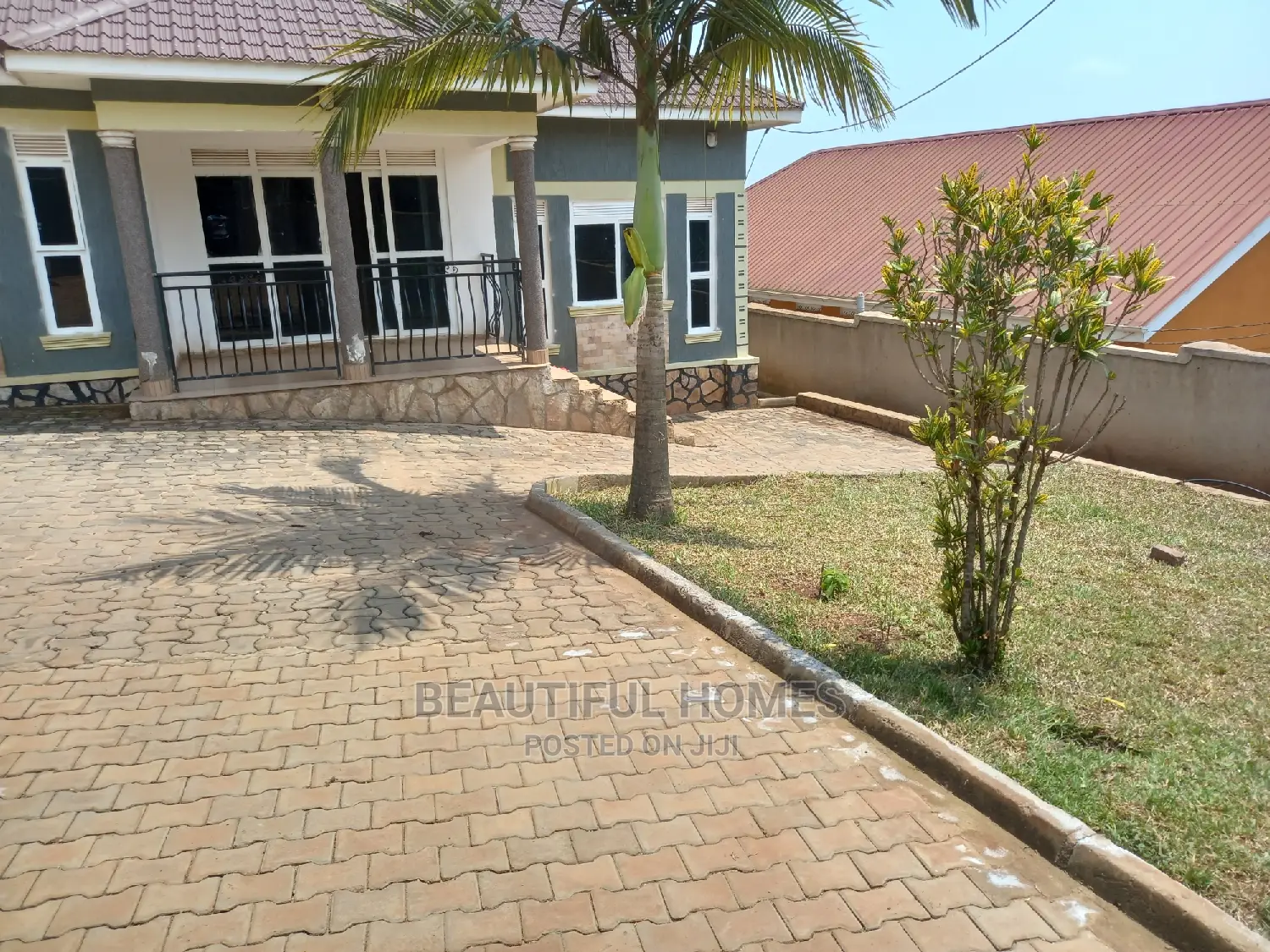 Furnished 3bdrm House in Kira Grand for Sale