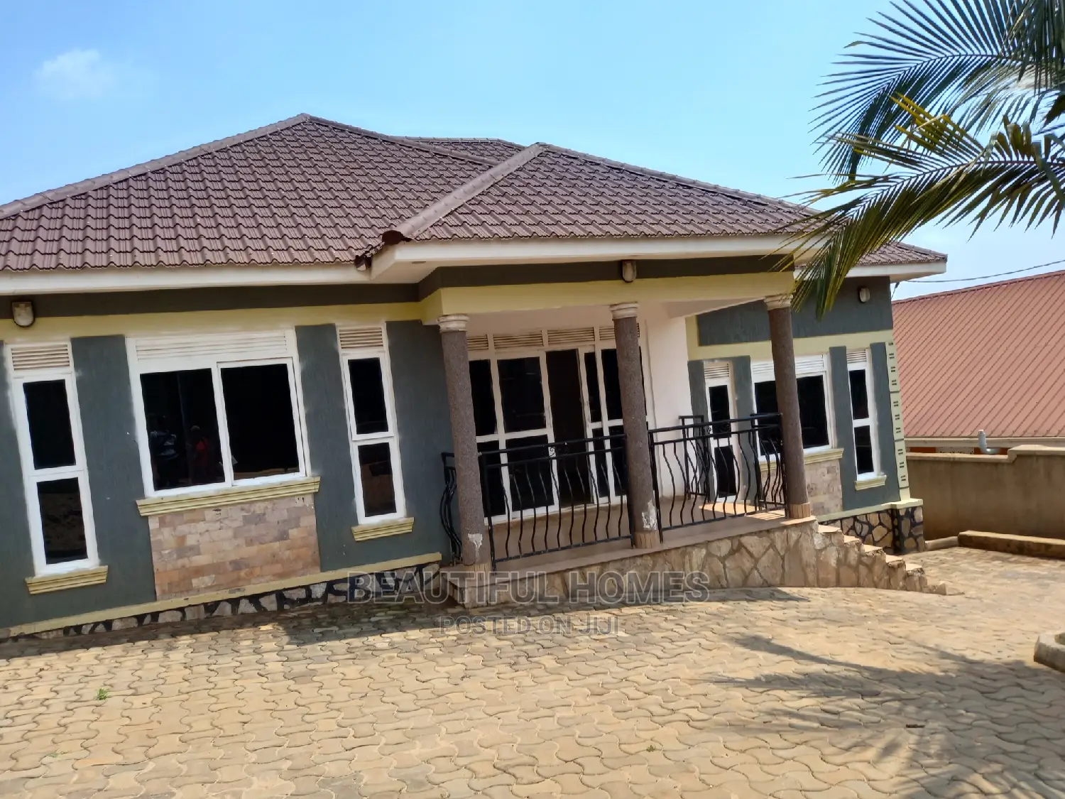 Furnished 3bdrm House in Kira High Class for Sale