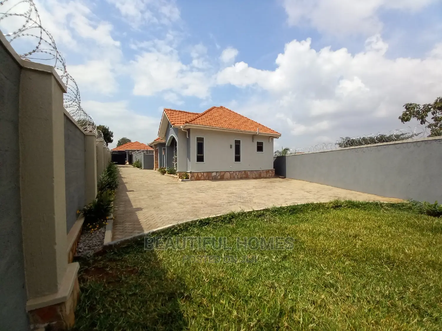 Furnished 4bdrm House in Kyanja Rich, Central Division for Sale