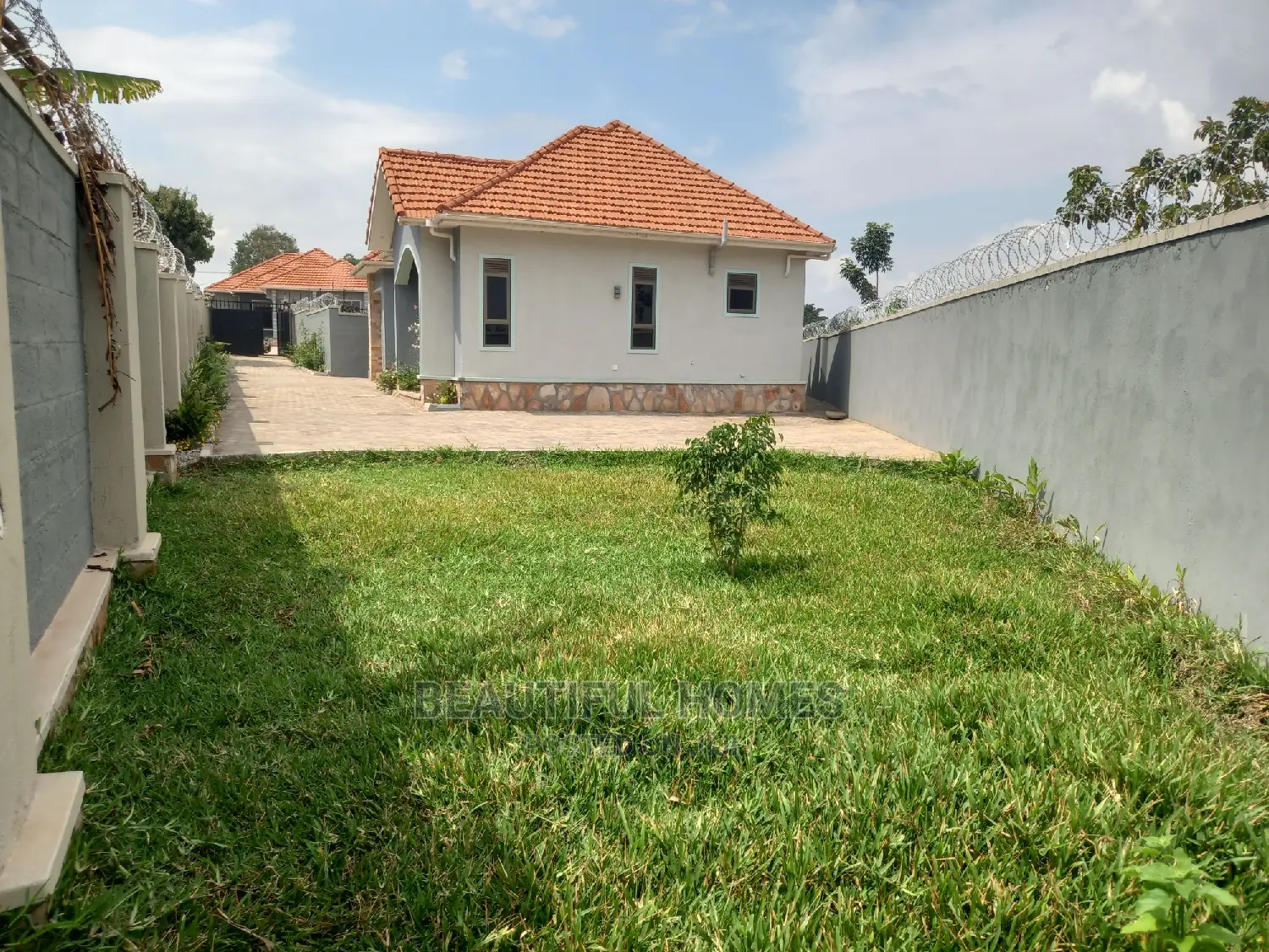 Furnished 4bdrm House in Kyanja Rich, Central Division for Sale