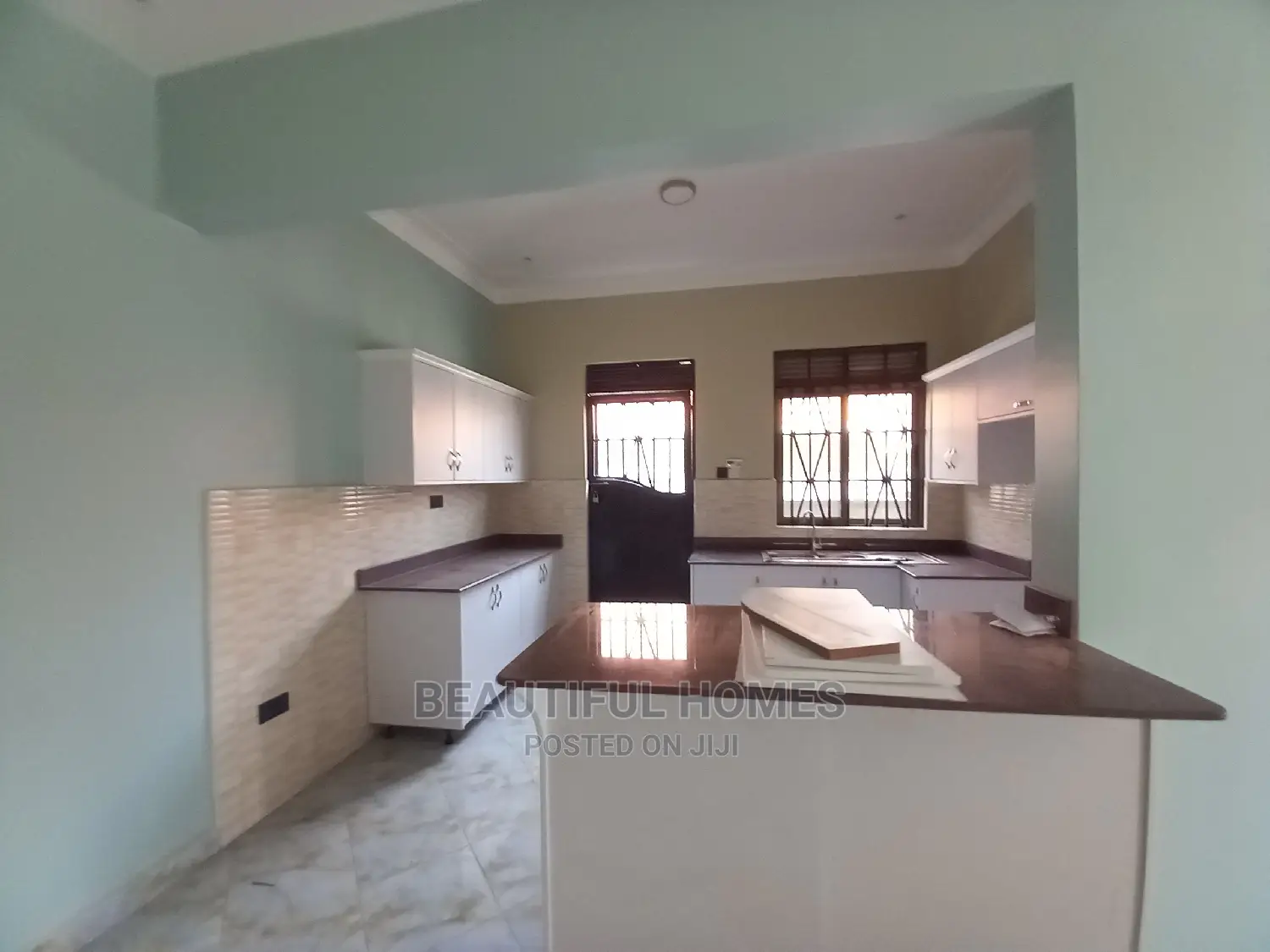Furnished 4bdrm House in Kyanja, Central Division for Sale
