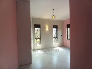 Furnished 4bdrm Bungalow in Kyanja Rich Area, Central Division