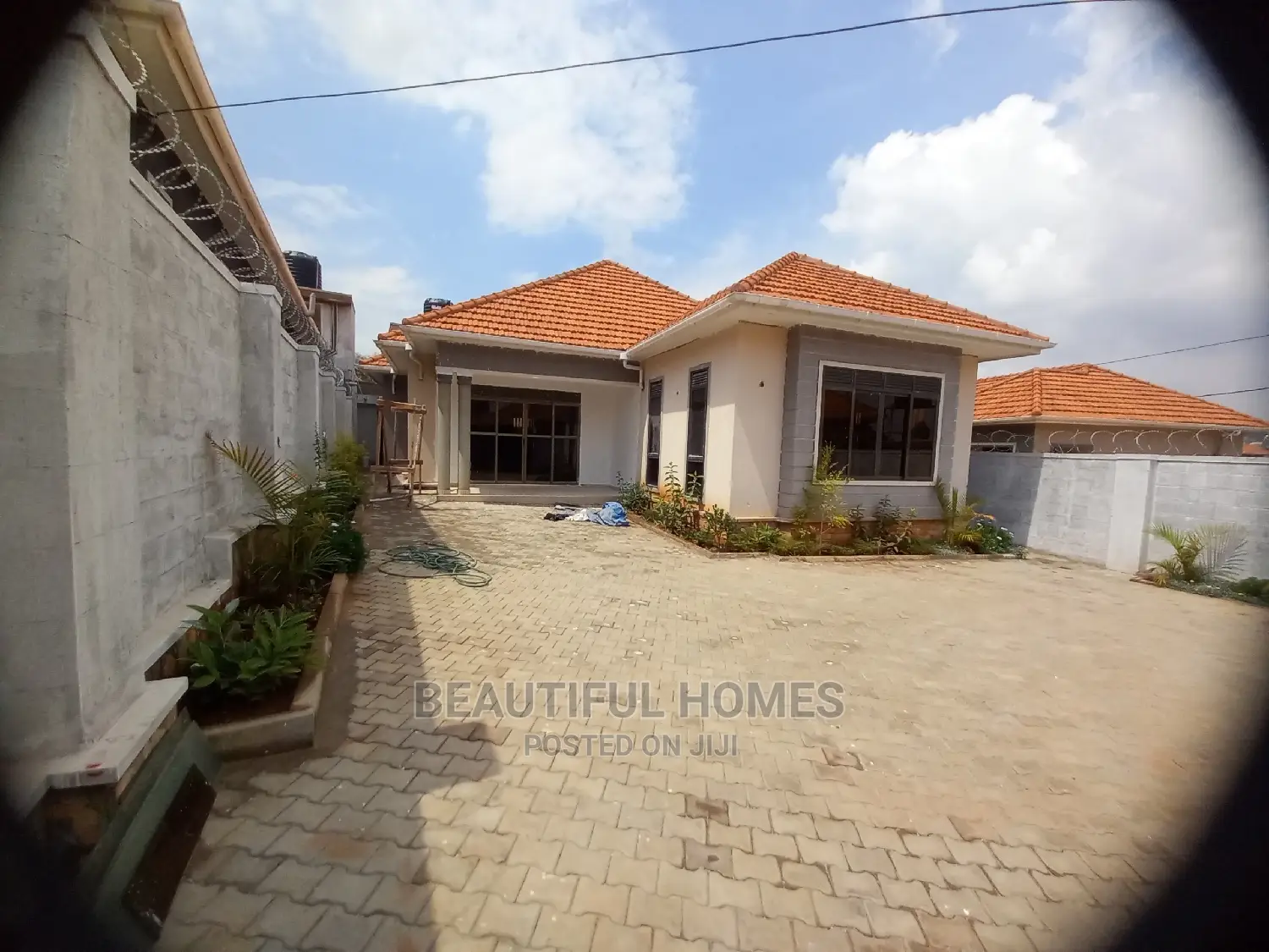Furnished 4bdrm Bungalow in Kyanja, Central Division for Sale