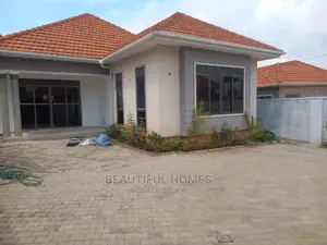 Furnished 4bdrm House in Kyanja 1, Central Division for Sale