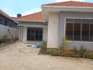 Furnished 4bdrm House in Kyanja 1, Central Division for Sale