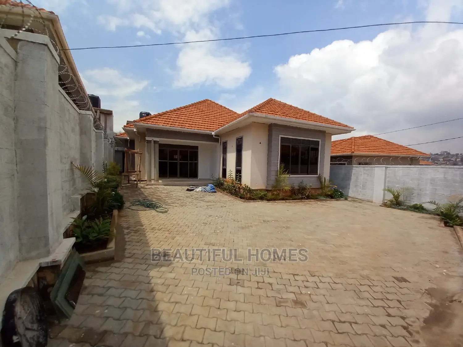 Furnished 4bdrm House in Kyanja Organised, Central Division for Sale