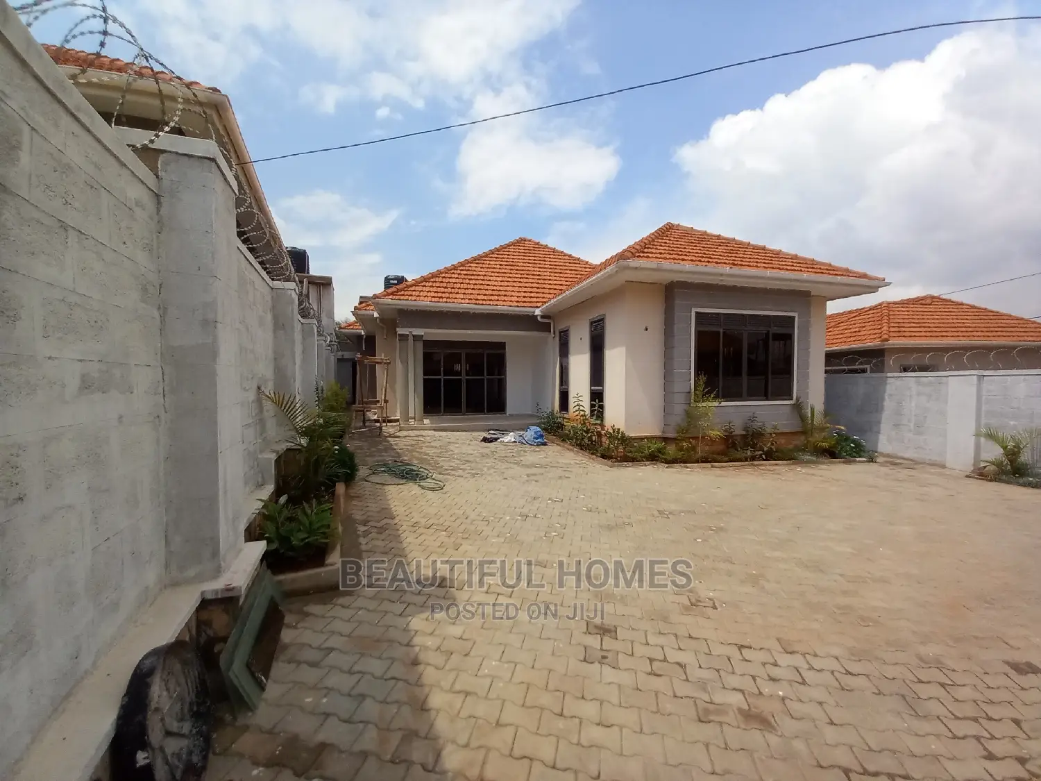 Furnished 4bdrm House in Kyanja Organised, Central Division for Sale