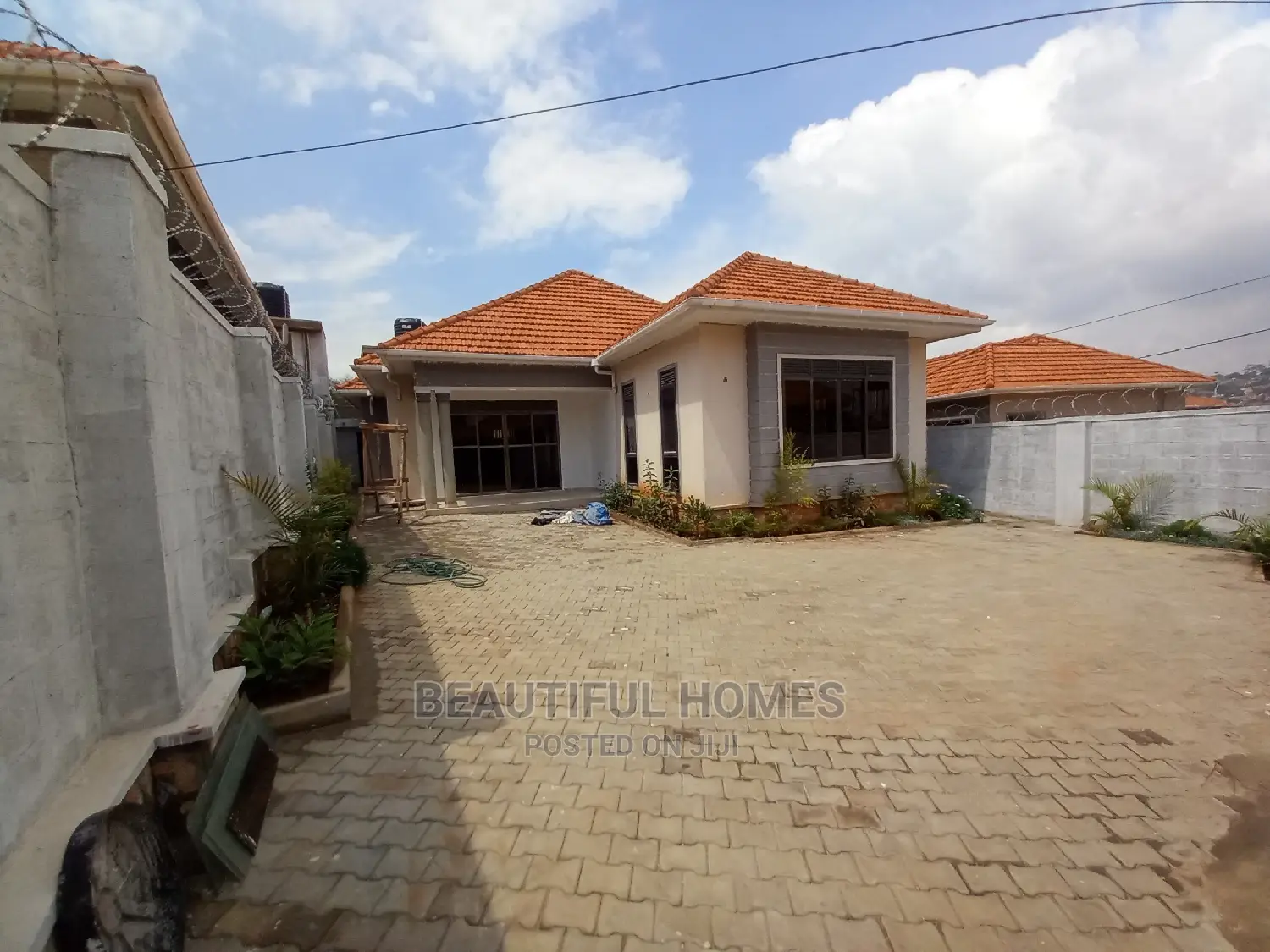 Furnished 4bdrm Bungalow in Kyanja, Central Division for Sale
