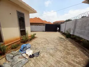 Furnished 4bdrm House in Kyanja, Central Division for Sale