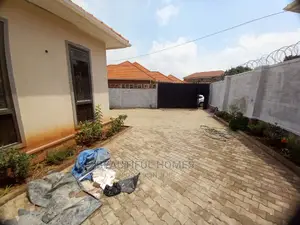 Furnished 4bdrm House in Kyanja, Central Division for Sale