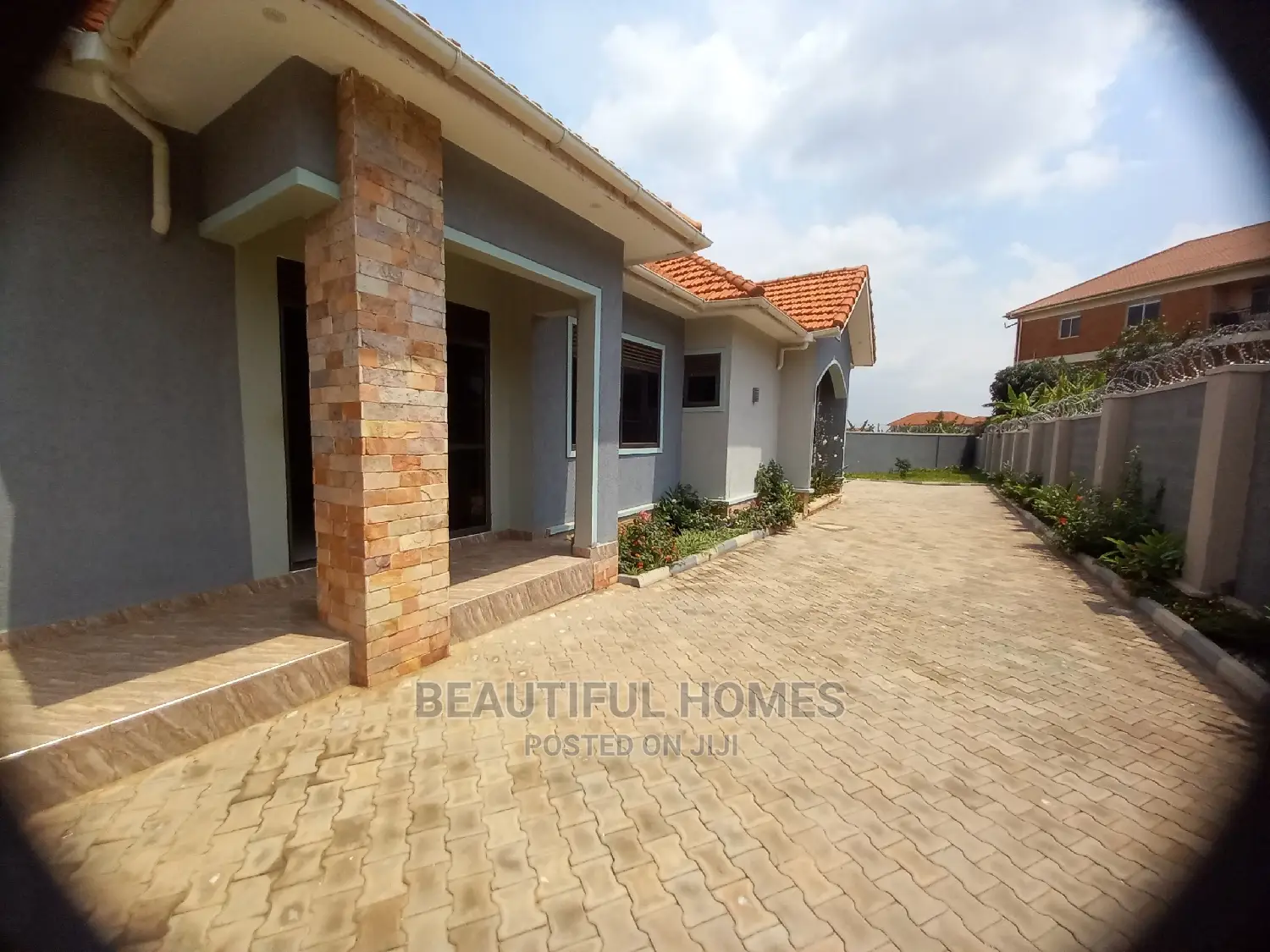 Furnished 4bdrm House in Kyanja, Central Division for Sale
