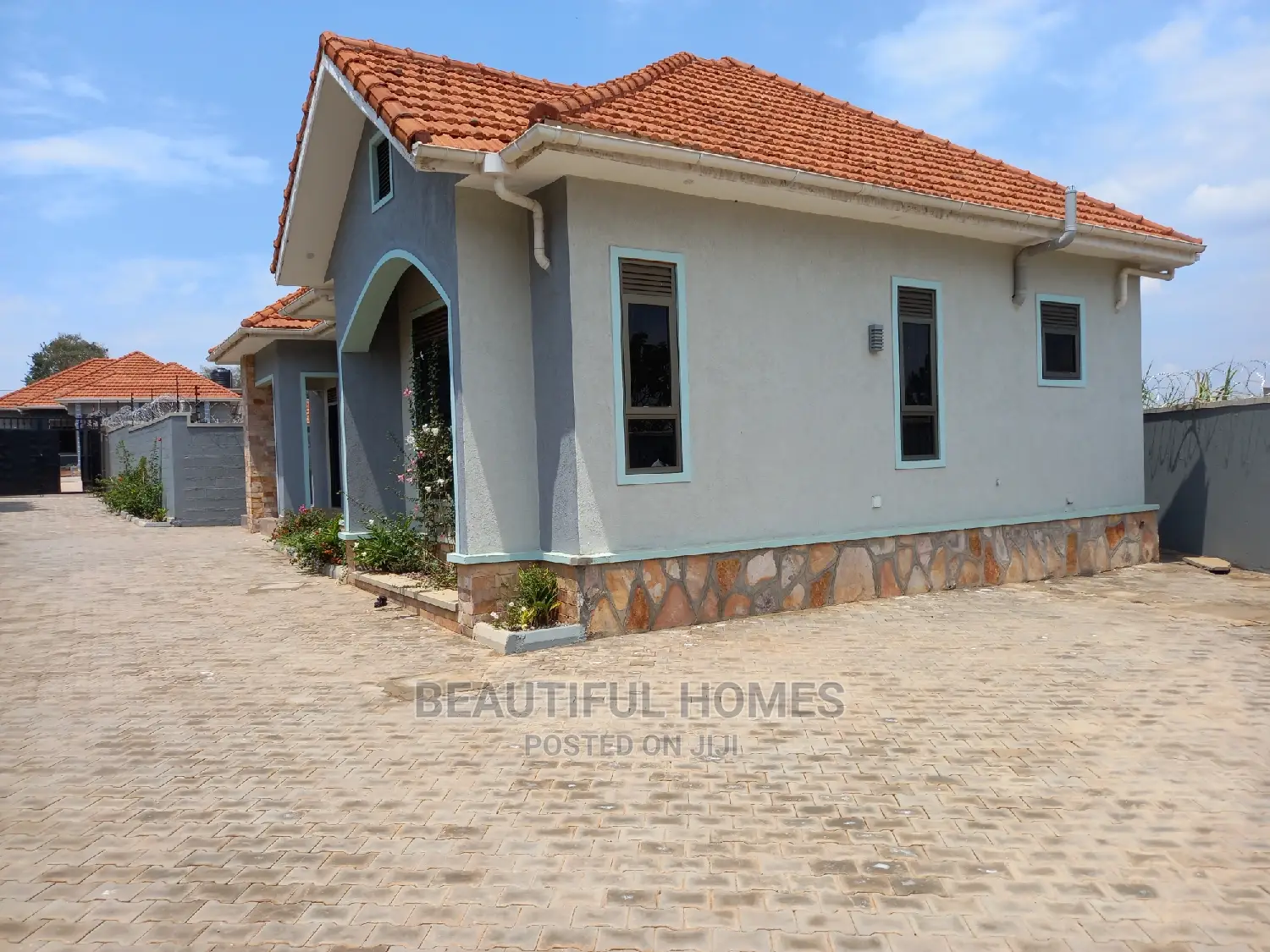 Furnished 4bdrm Bungalow in Kyanja, Central Division for Sale