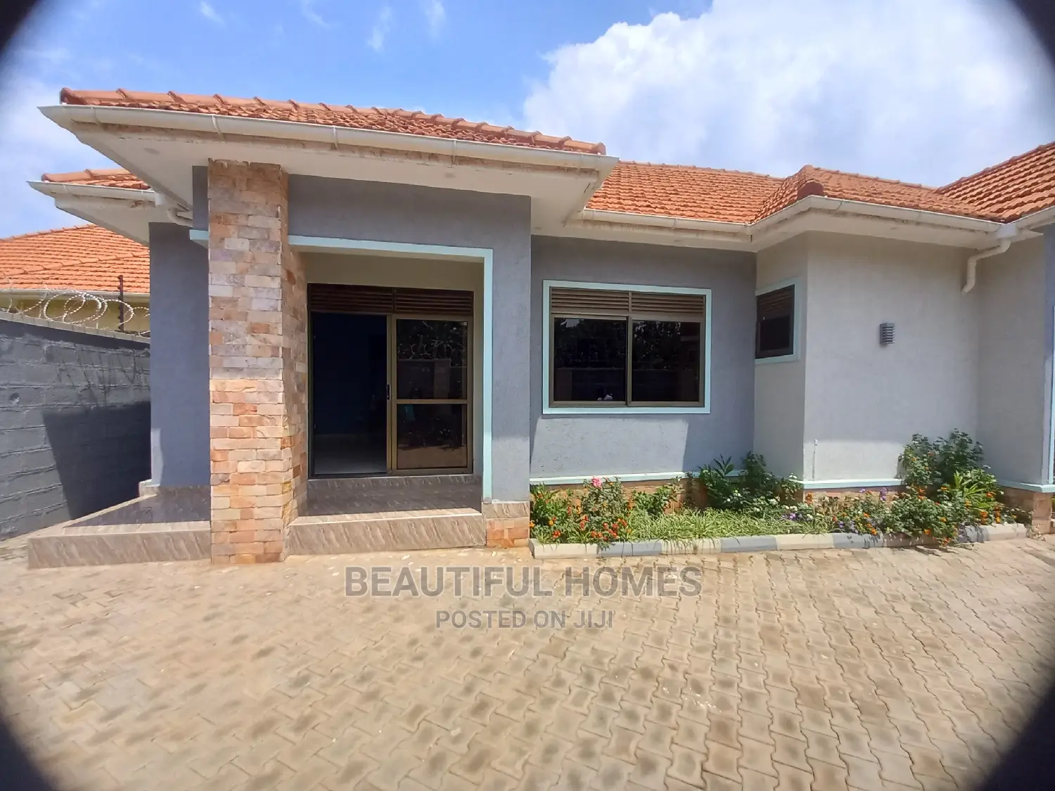 Furnished 4bdrm Bungalow in Kyanja, Central Division for Sale