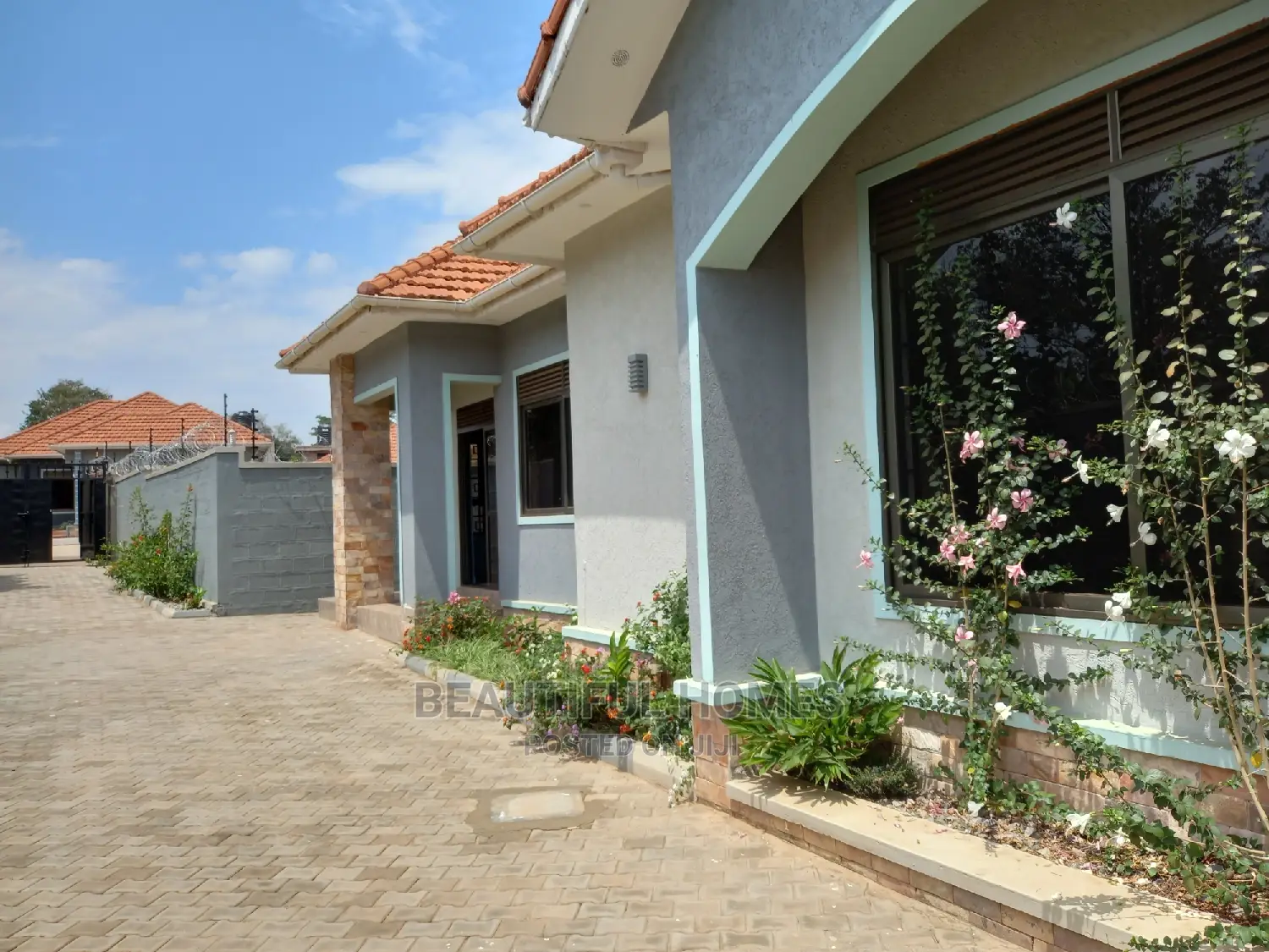Furnished 4bdrm Bungalow in Kyanja Magnifiscent, Central Division
