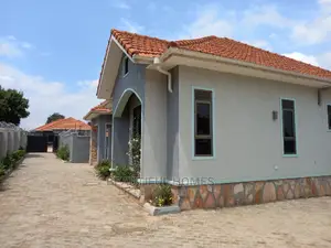 Furnished 4bdrm Bungalow in Kyanja, Central Division for Sale