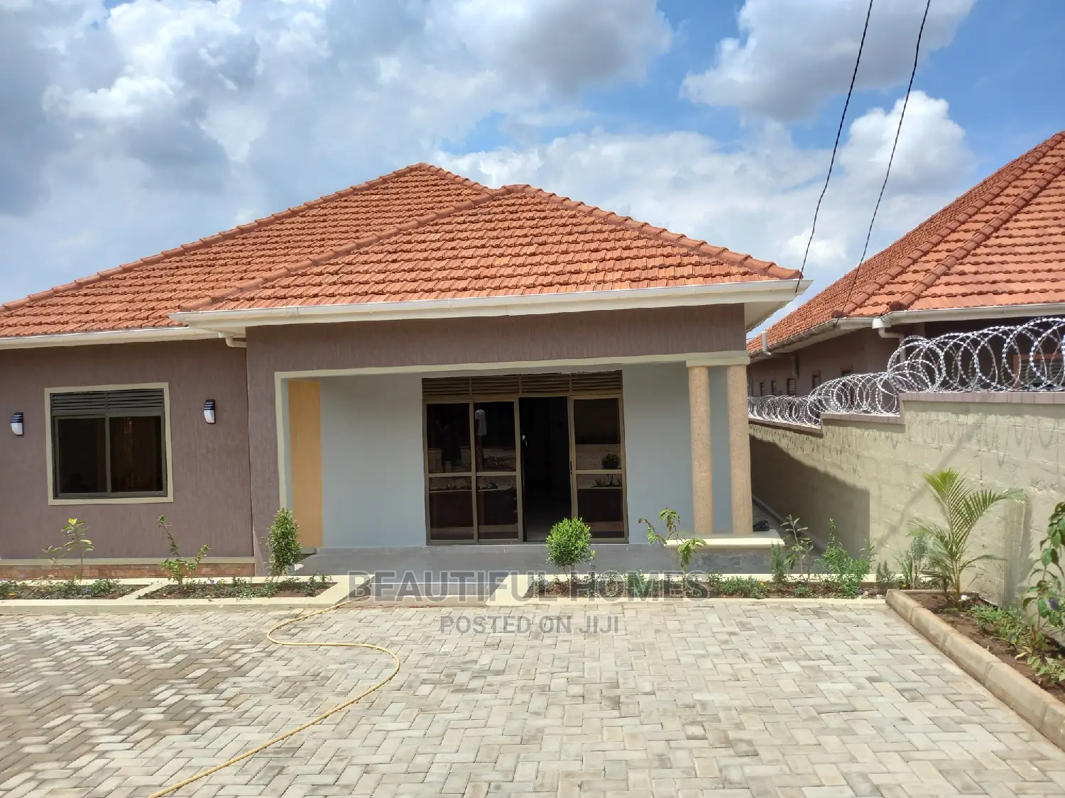 Furnished 4bdrm Maisonette in Kyanja Executive, Central Division