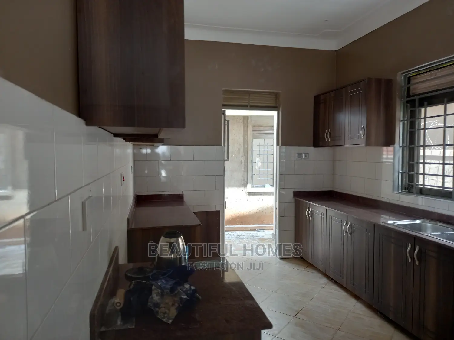 Furnished 4bdrm Bungalow in Kyanja, Central Division for Sale