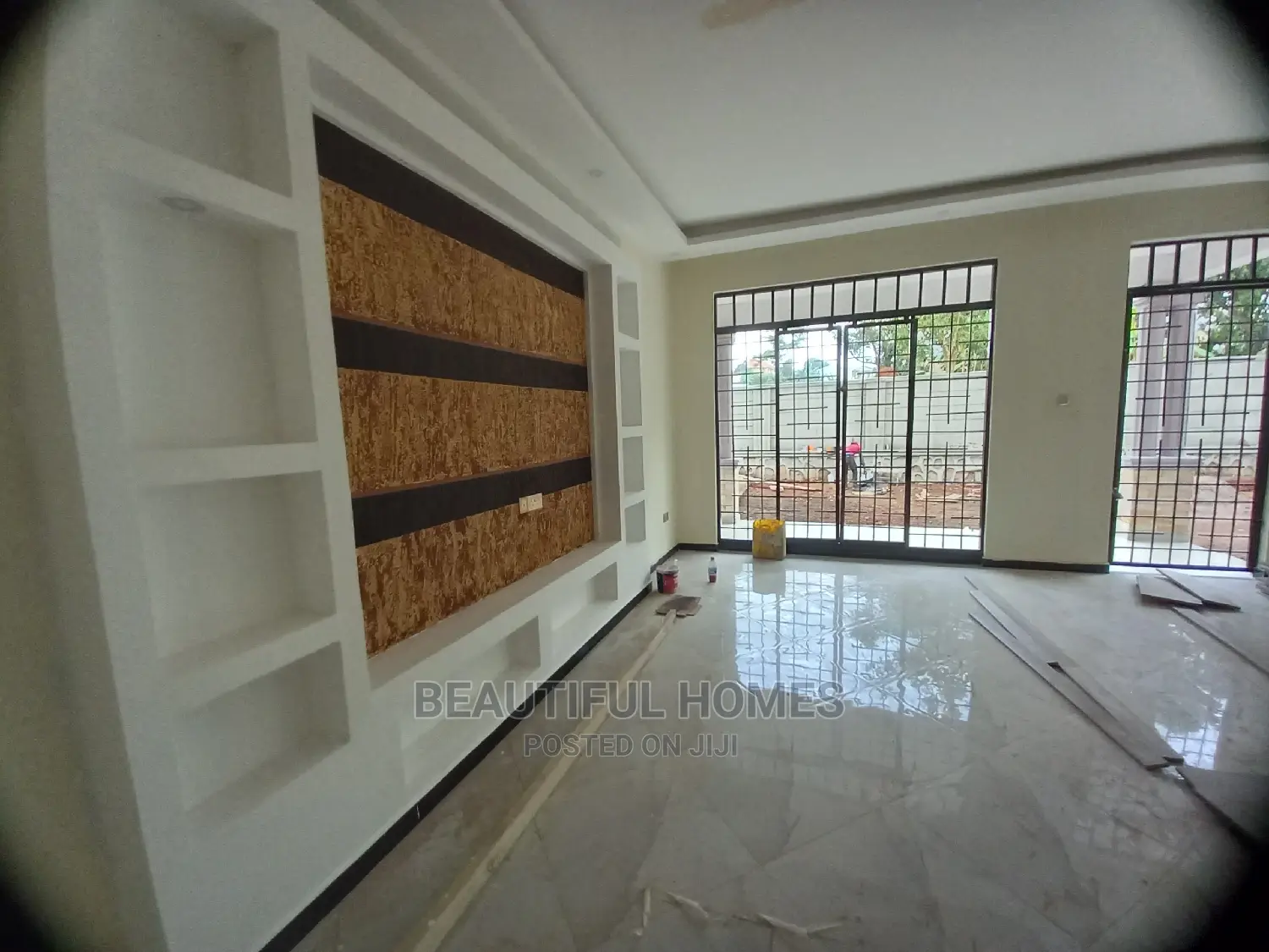 Furnished 4bdrm House in Kira Executive for Sale