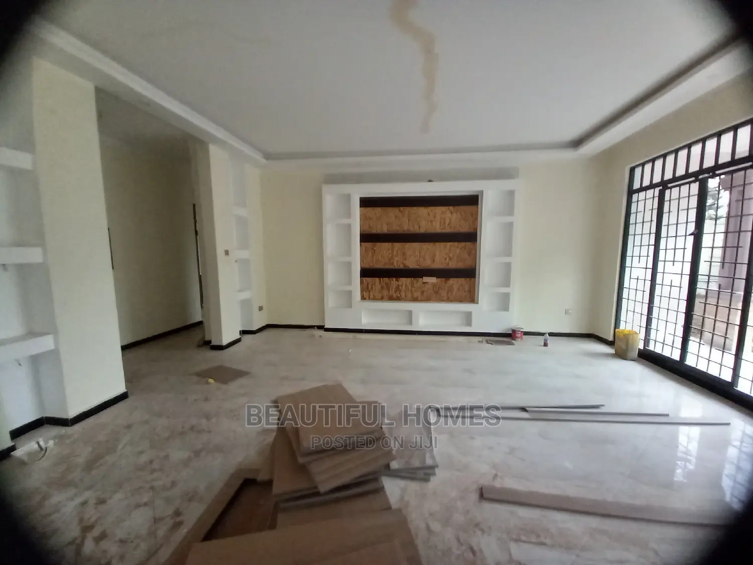 Furnished 4bdrm Bungalow in Kira for Sale