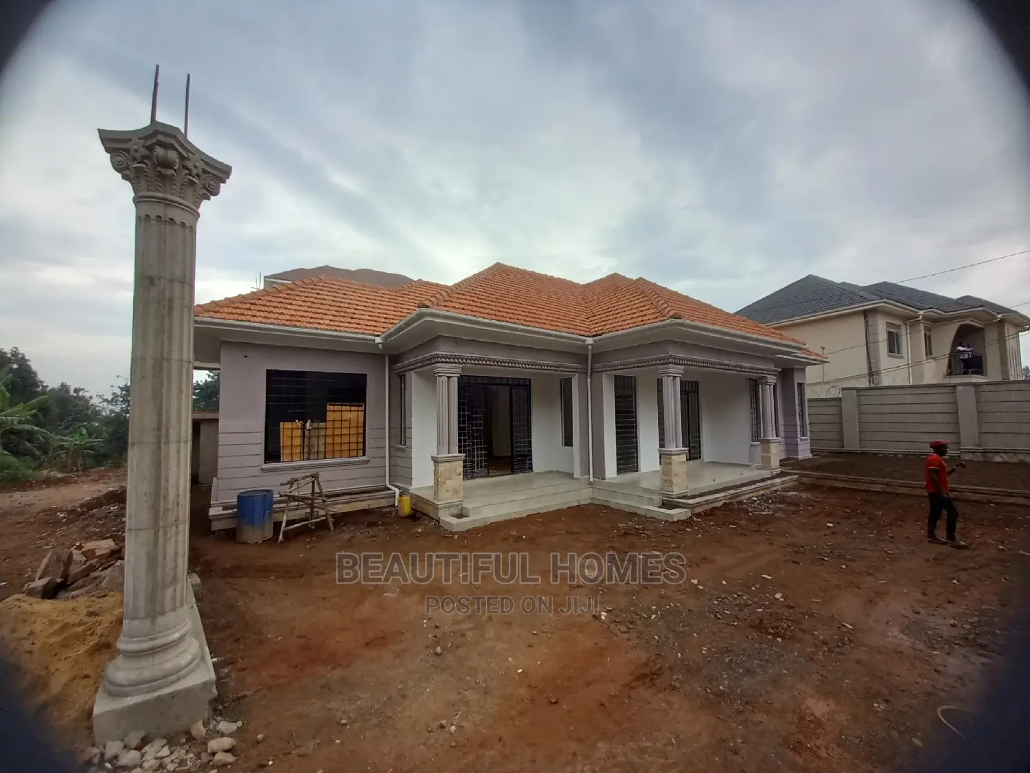 Furnished 4bdrm House in Kira for sale