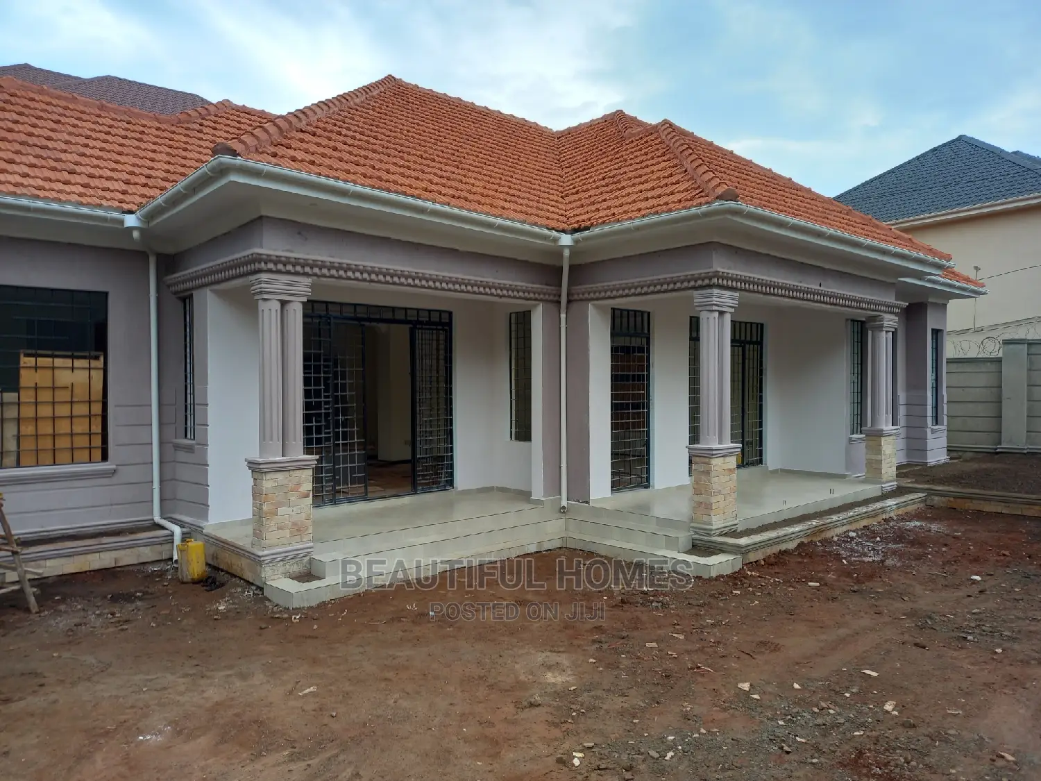 Furnished 4bdrm House in Kira for sale