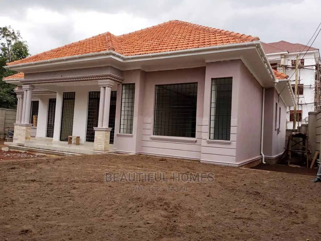 Furnished 4bdrm Bungalow in Kira Mamerito for Sale