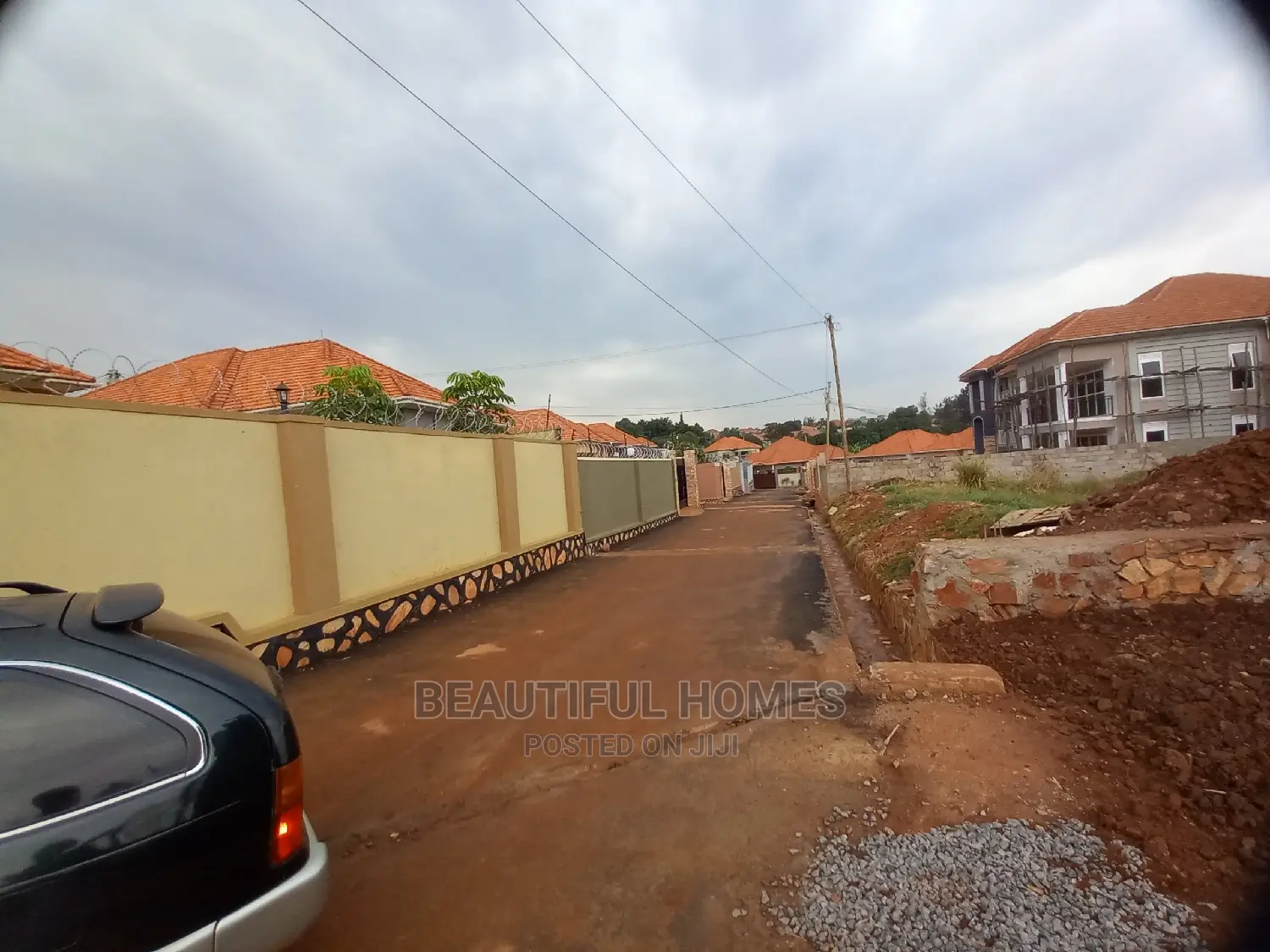 Furnished 4bdrm Bungalow in Kira Mamerito for Sale