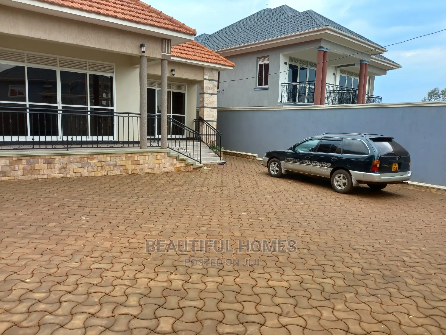 Furnished 4bdrm House in Kira for Sale