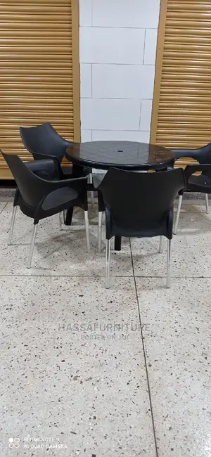 4seaters Black Restaurant Set