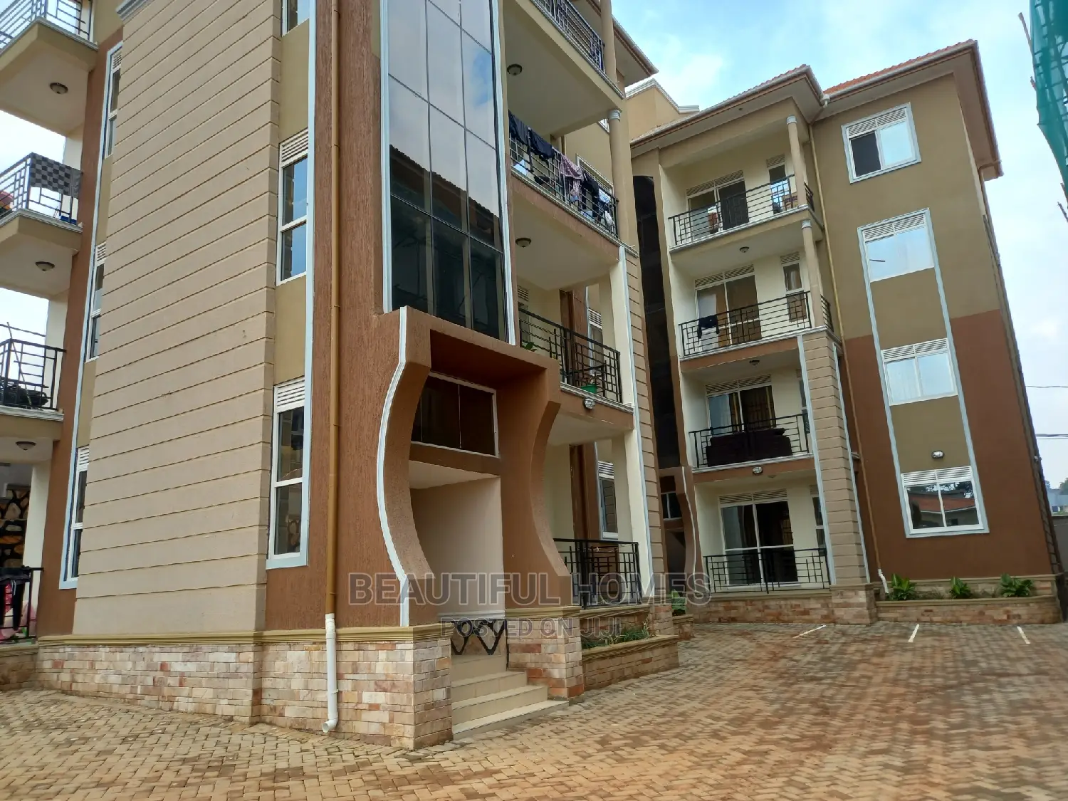 Furnished 1bdrm Block of Flats in Kyanja Executive, Central Division