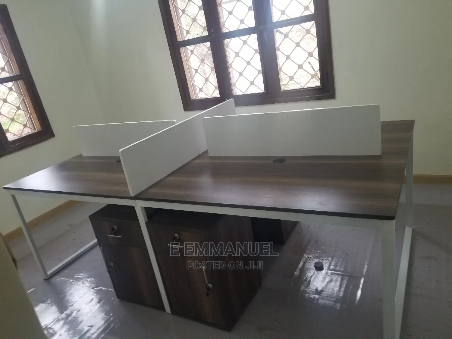 4 Seater Workstation