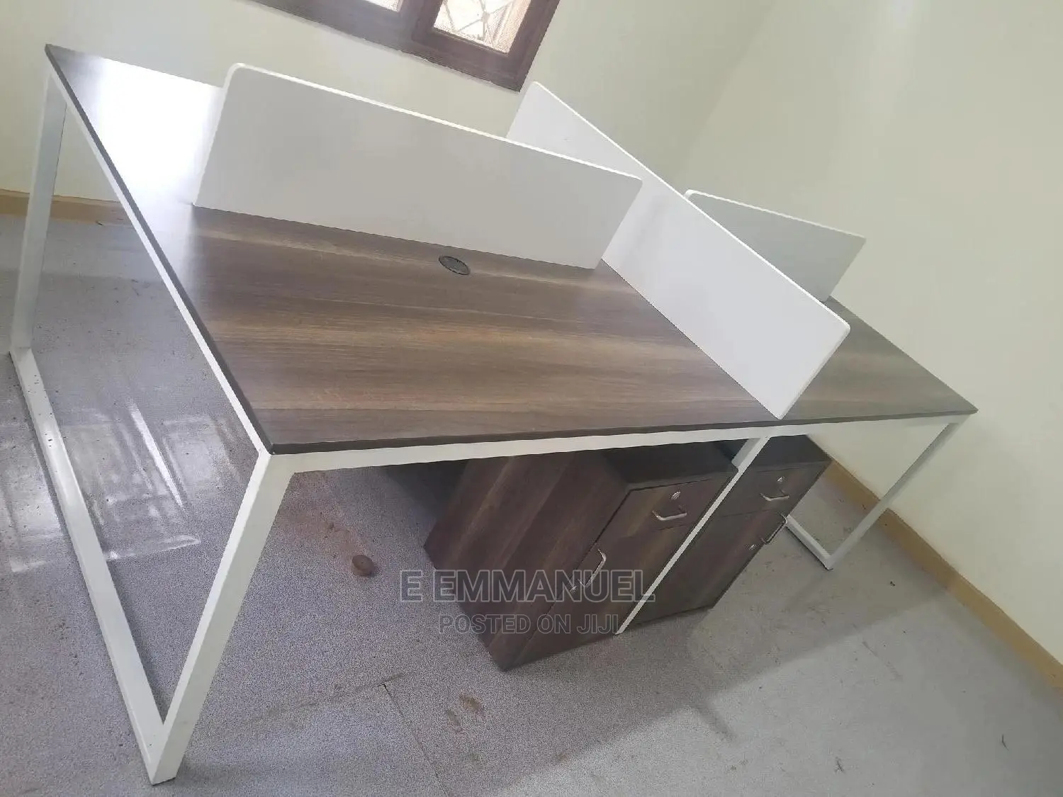 4 Seater Workstation