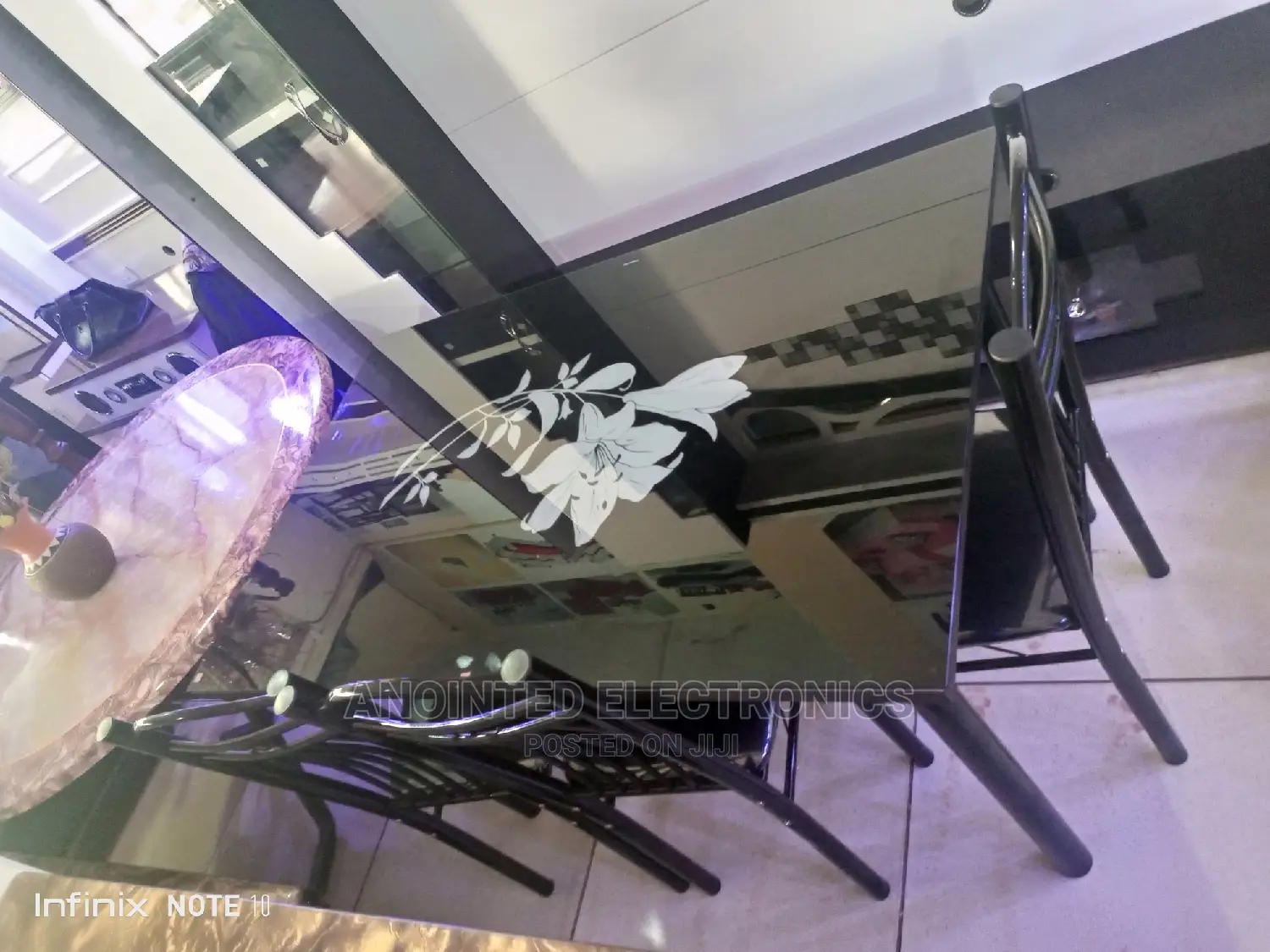 Dining Glass Table's 4 Seaters