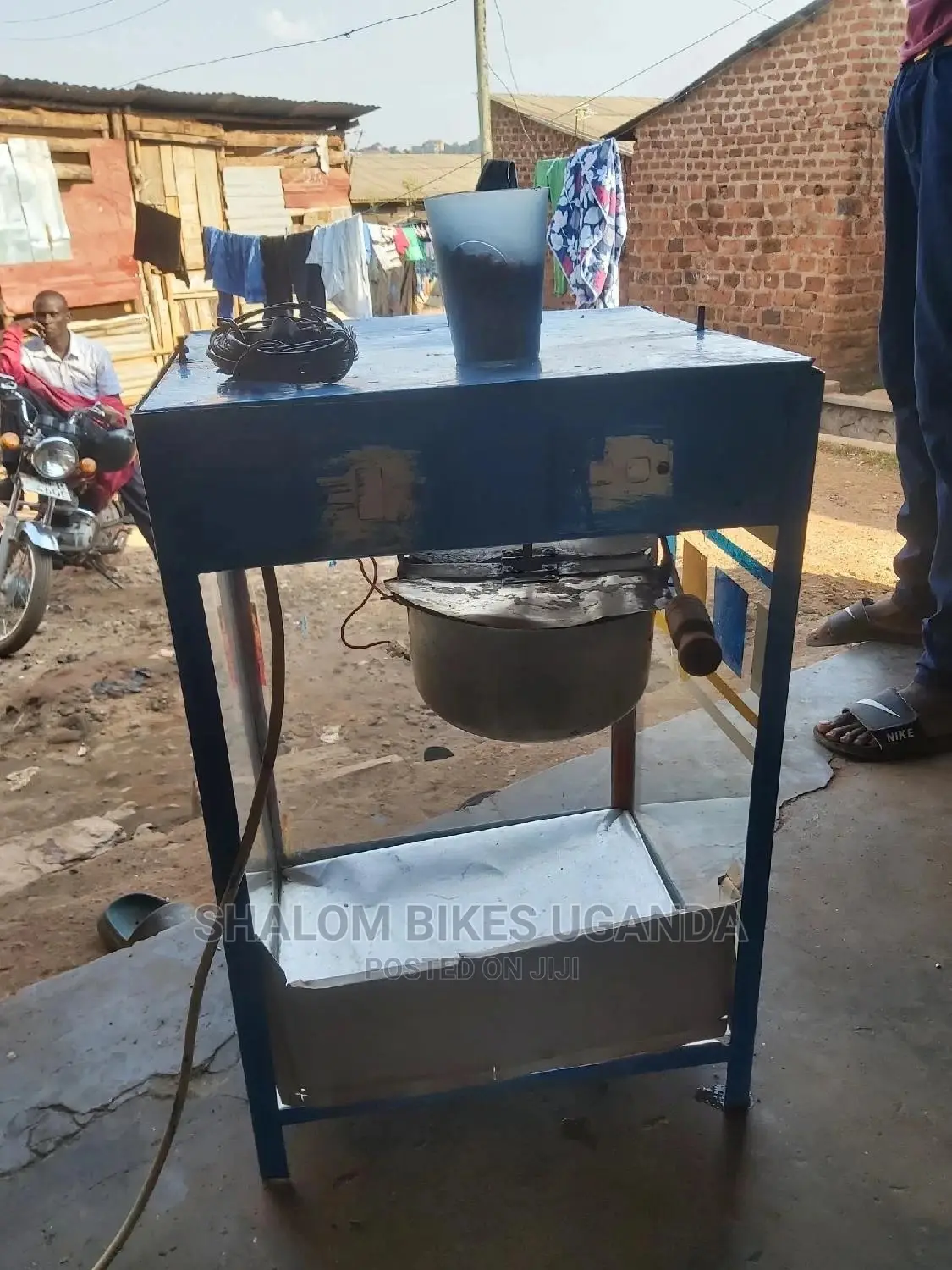 Blue Popcorn Machine