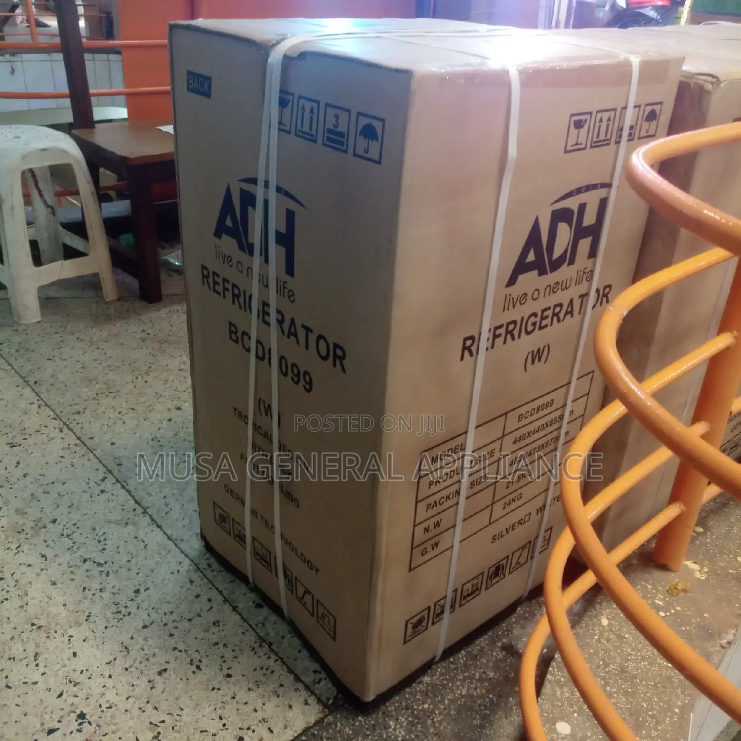 Adh Refrigerator BCD 8099