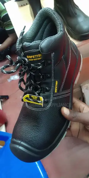 Delta Plus Safety Shoes(Safety Boots ,Safety Shoes