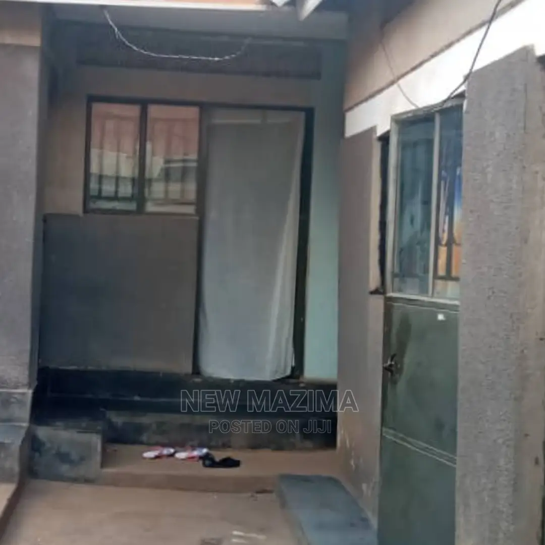 4bdrm House in Makindye Boston, Central Division for Sale