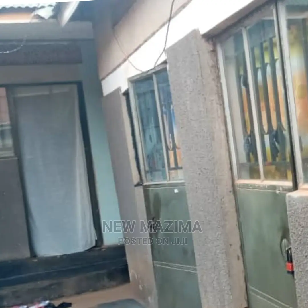 4bdrm House in Makindye Boston, Central Division for Sale