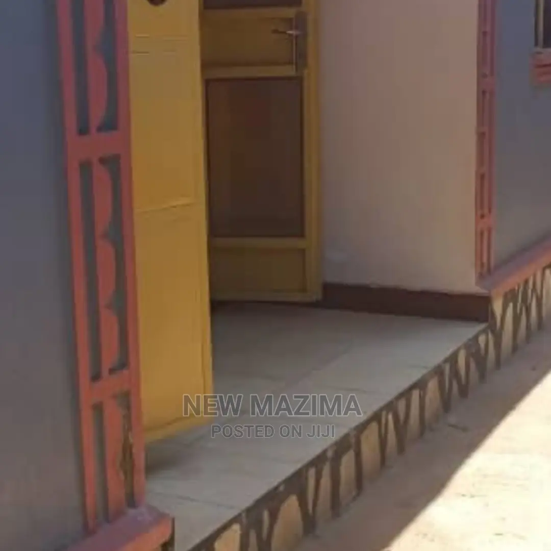 2bdrm House in Salaama Munyonyo, Division B for Sale