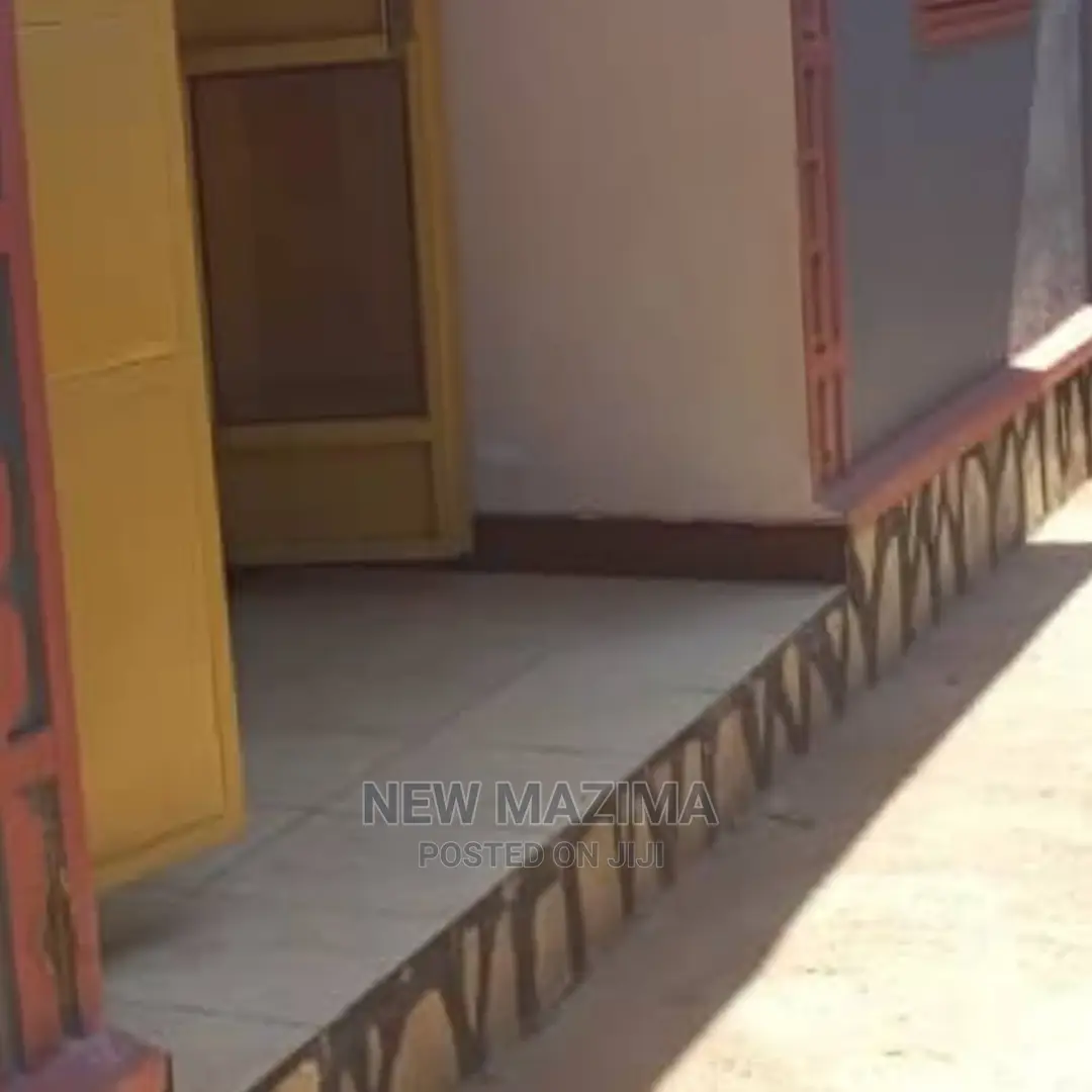 2bdrm House in Salaama Munyonyo, Division B for Sale