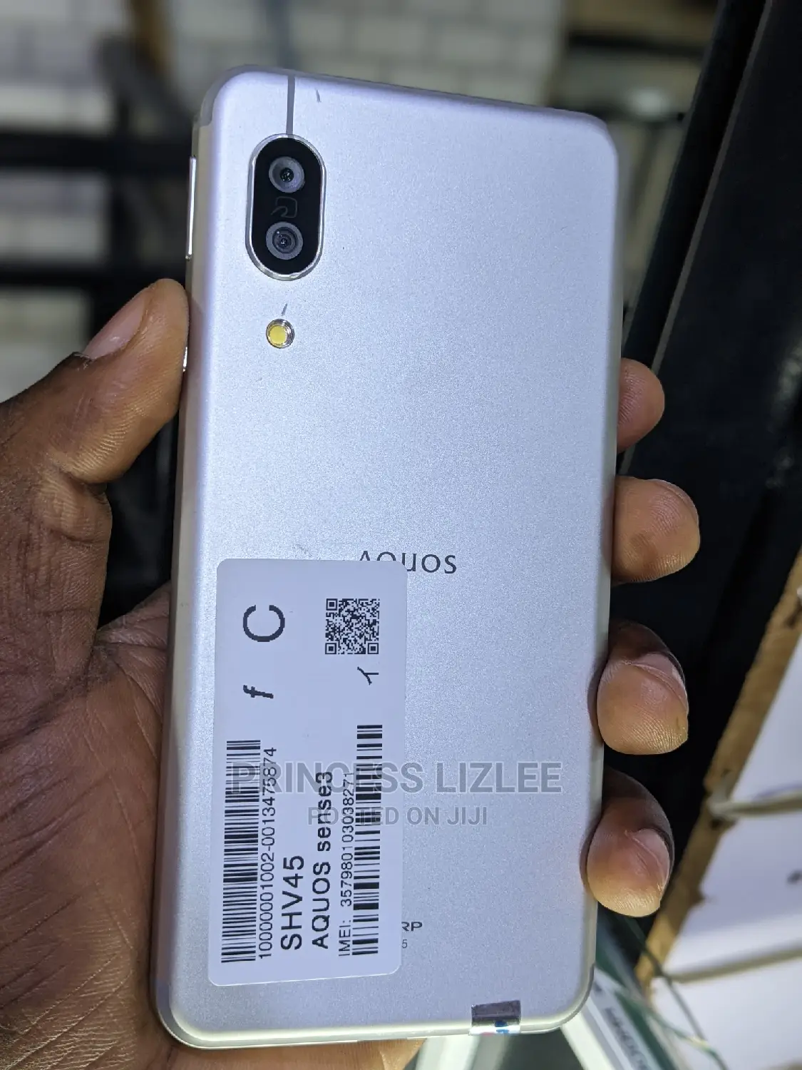 Sharp Aquos Sense 3 SHV45 64 GB Silver