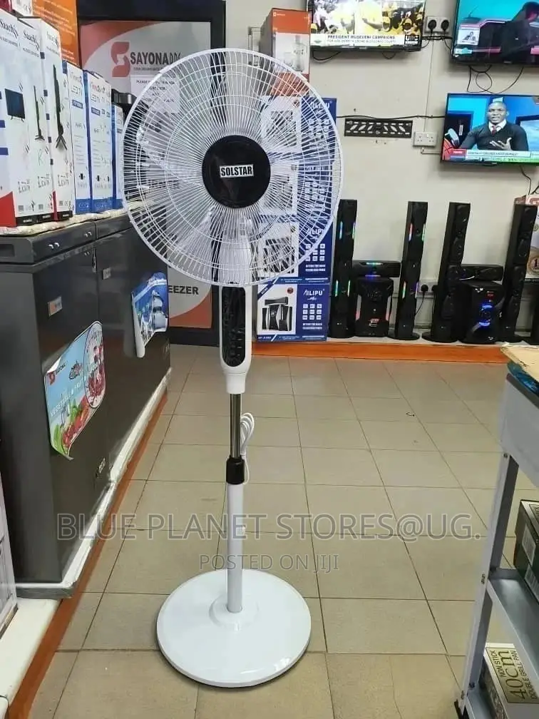 SOLSTAR "16" Stand Fans With a Remote || FSR-1691U-WHSS
