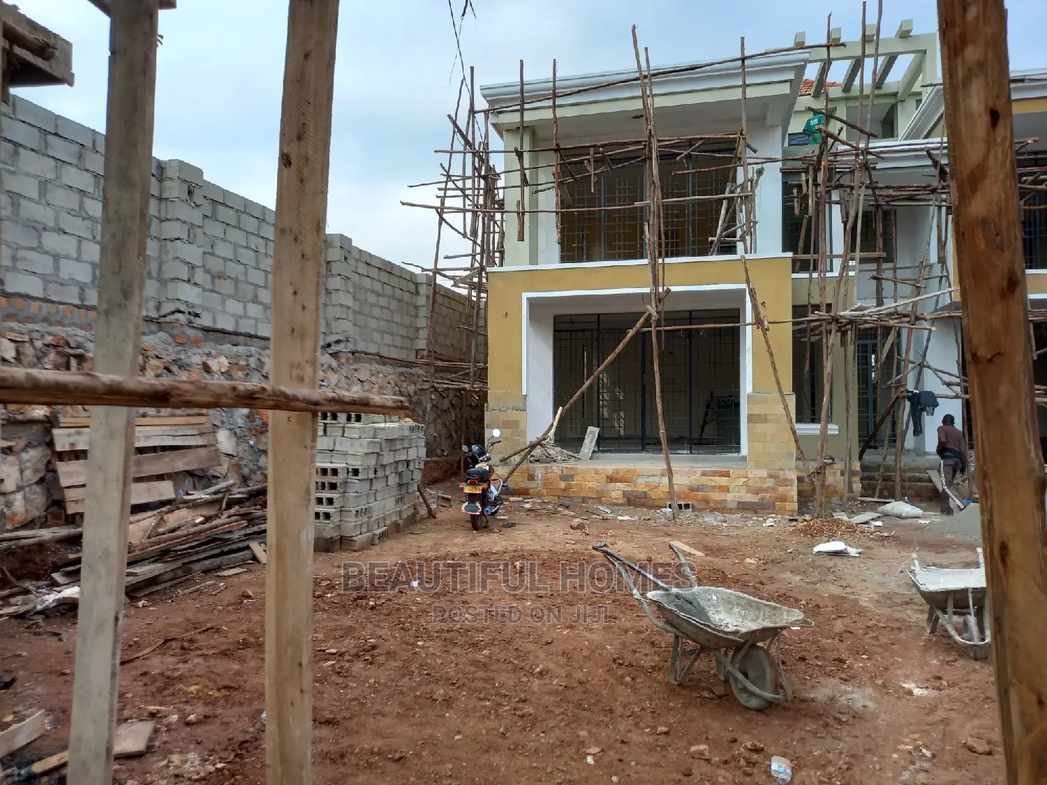 Furnished 6bdrm Mansion in Kyanja, Central Division for Sale