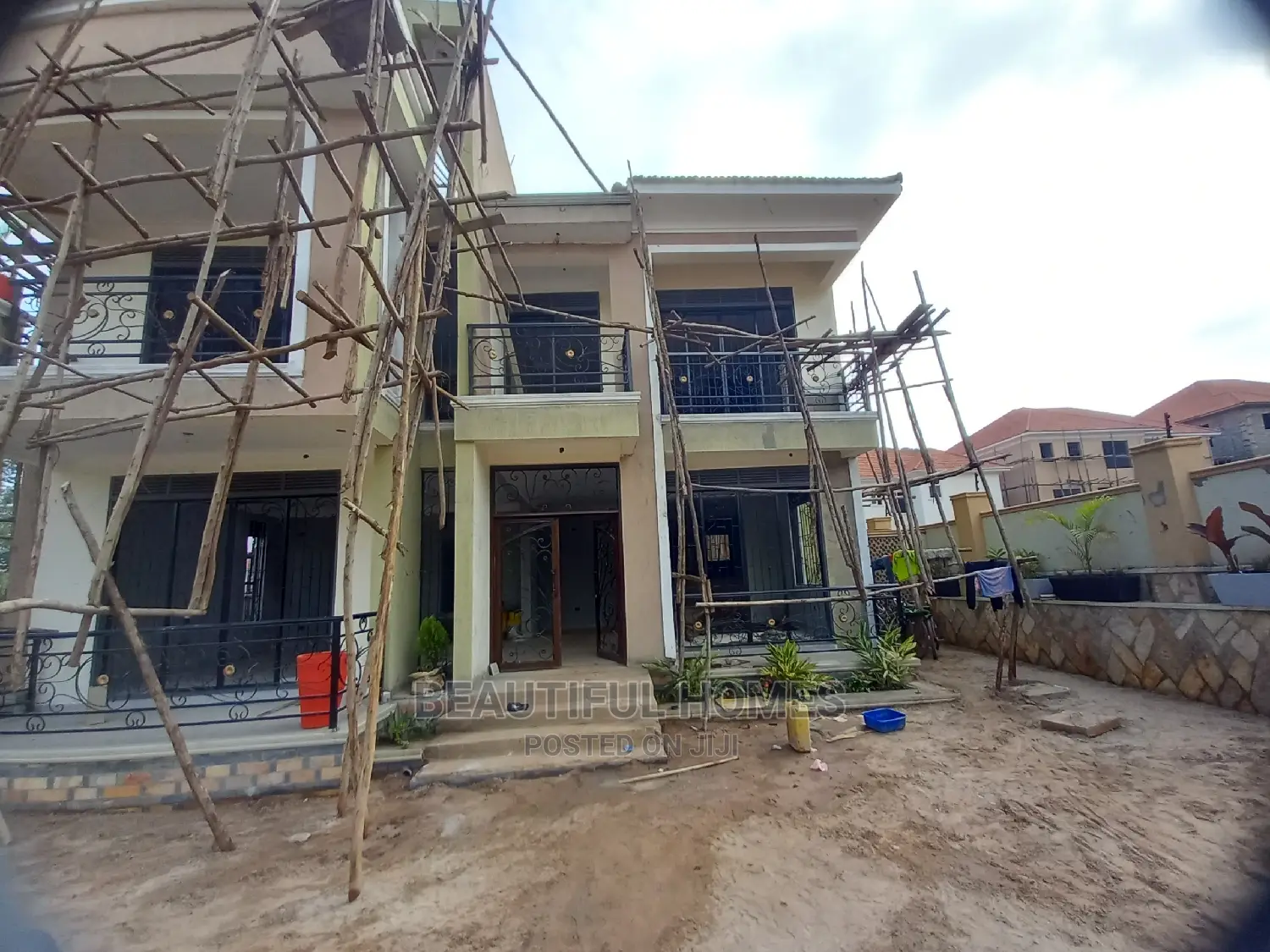 Furnished 6bdrm Duplex in Kyanja Posh, Central Division for Sale