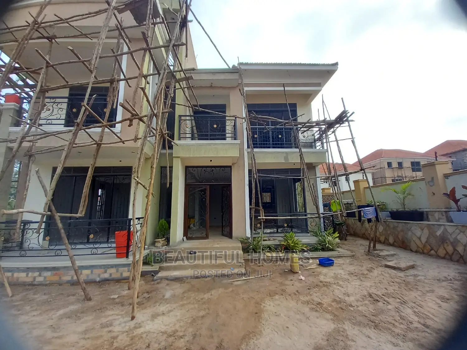 Furnished 6bdrm Duplex in Kyanja Posh, Central Division for Sale