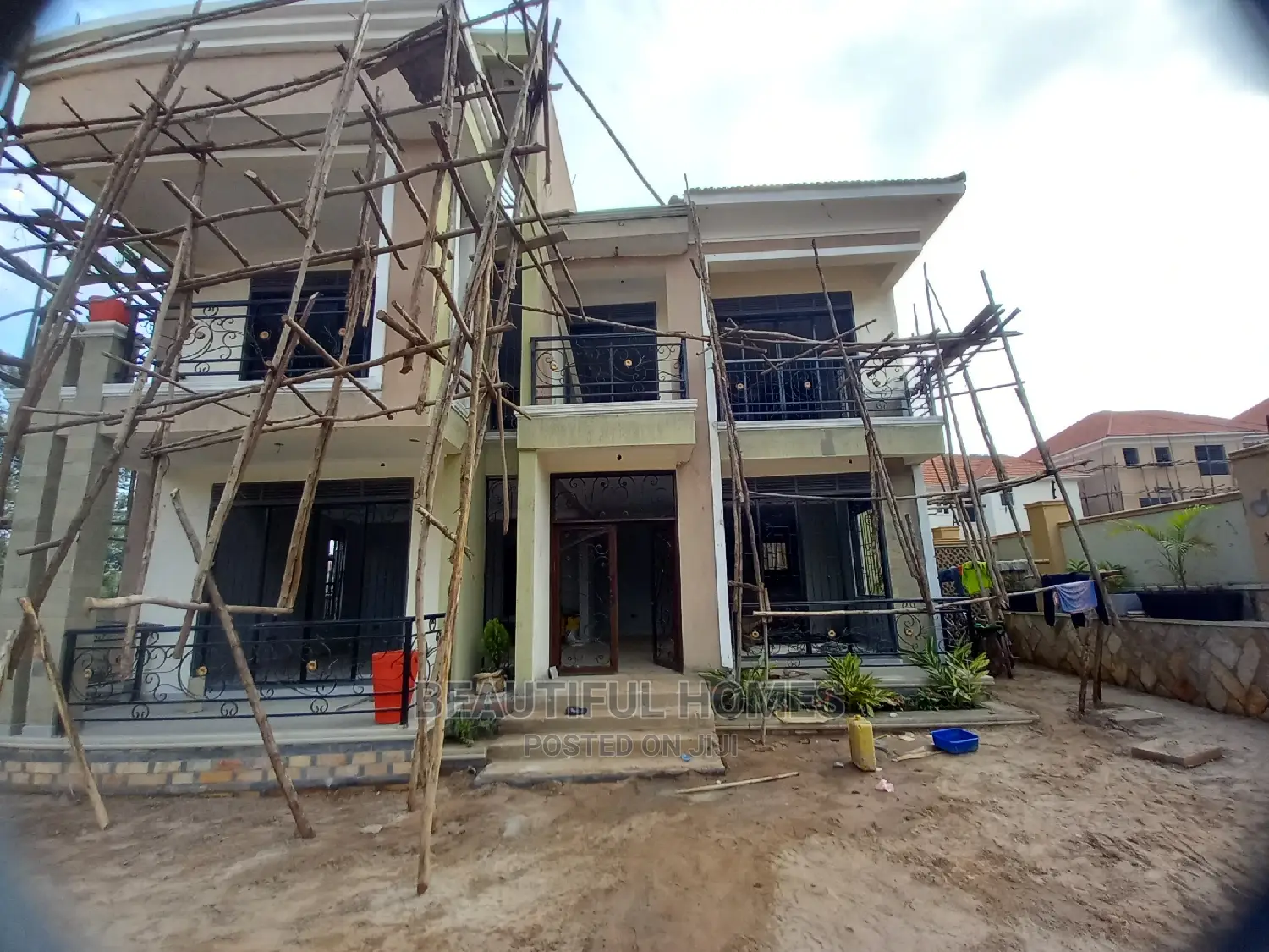 Furnished 6bdrm Duplex in Kyanja Posh, Central Division for Sale