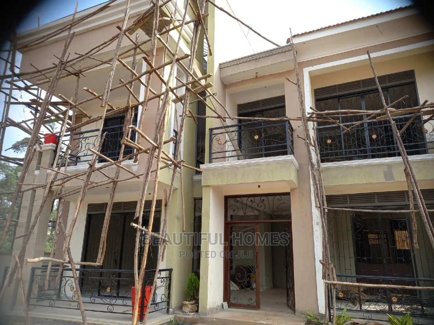 Furnished 6bdrm Mansion in Kyanja, Central Division for Sale
