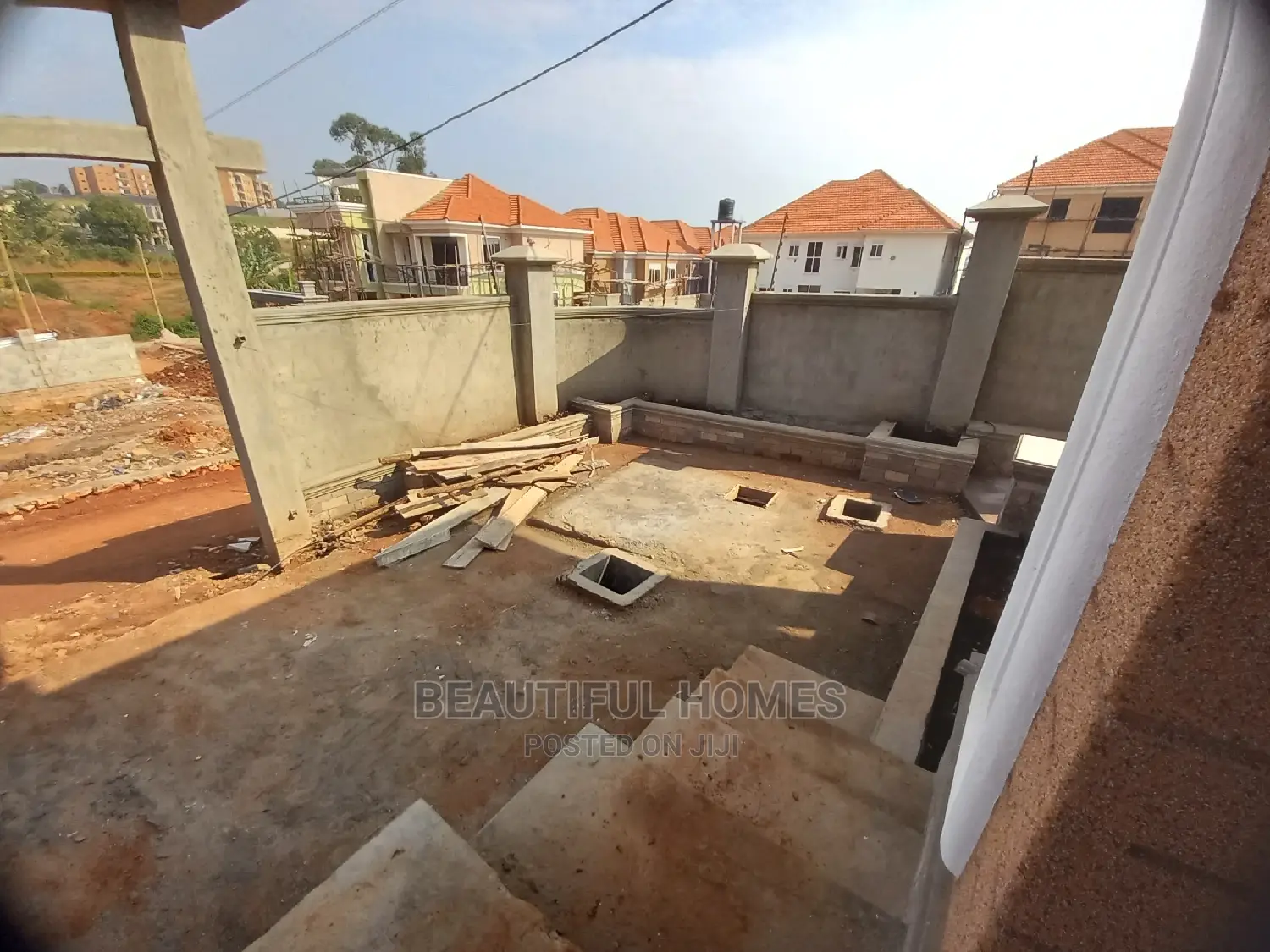 Furnished 5bdrm Mansion in Kyanja, Central Division for Sale